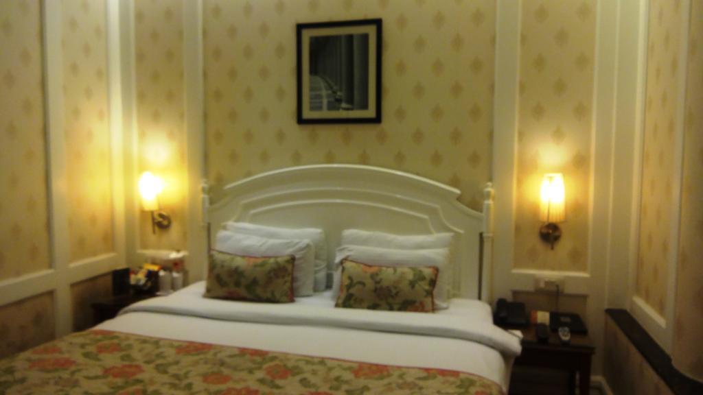 Hotel Bright Yeni Delhi Dış mekan fotoğraf