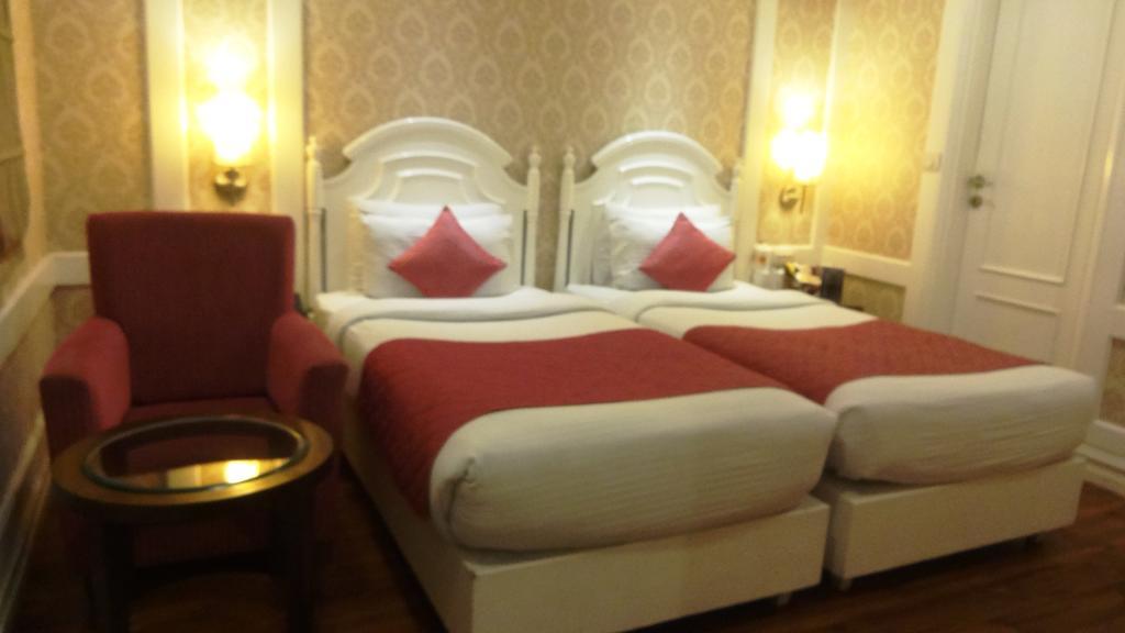 Hotel Bright Yeni Delhi Dış mekan fotoğraf