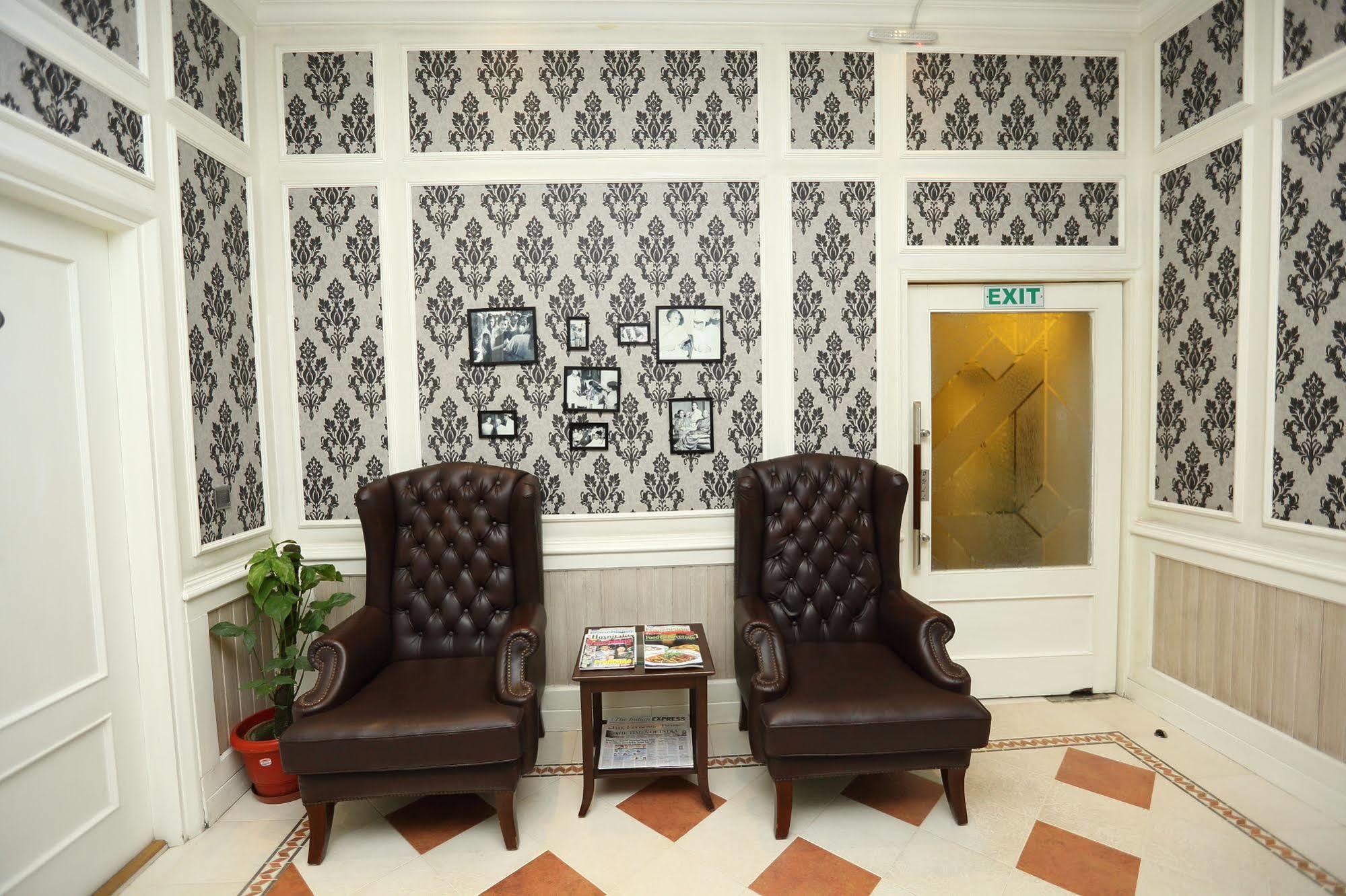 Hotel Bright Yeni Delhi Dış mekan fotoğraf